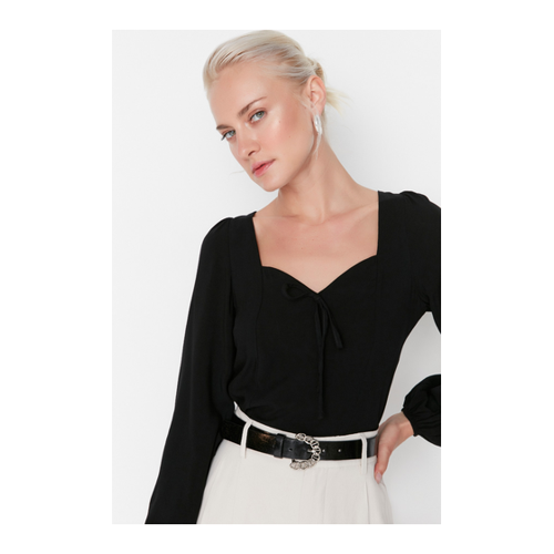 Bild von Elegante schwarze Bluse mit Krawattendetails