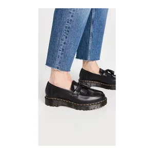 Bild von Dr. Martens Damenschuhe Adrian Bex - Eleganz und Komfort vereint