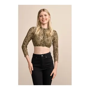 Bild von Dirndlbluse Sunna – Romantischer Look für besondere Anlässe