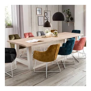 Bild von Holztisch Massiv mit Baumkante - A Form Gestell