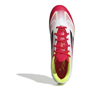 Bild von adidas F50 LEAGUE MG – Geschwindigkeit und Komfort auf Kunstrasen