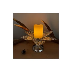 Bild von Eleganter Lotusblüten-Kerzenhalter mit LED-Echtwachskerze